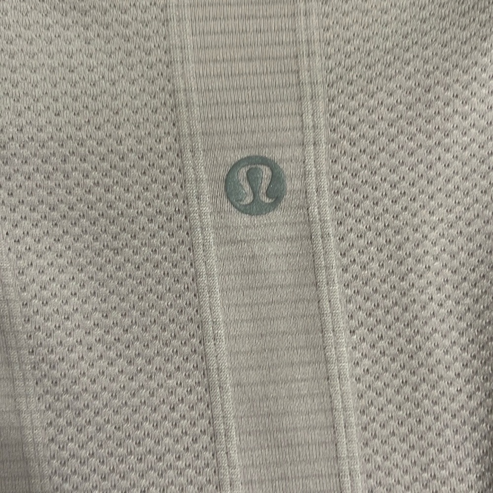Lululemon Athletica Pink Fitted Short Sleeve Tee - Picture 7 of 9